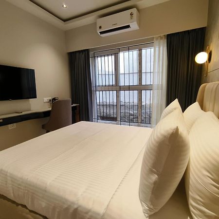 Olive Hotel Le Opera By Embassy Group Bangalore Luaran gambar
