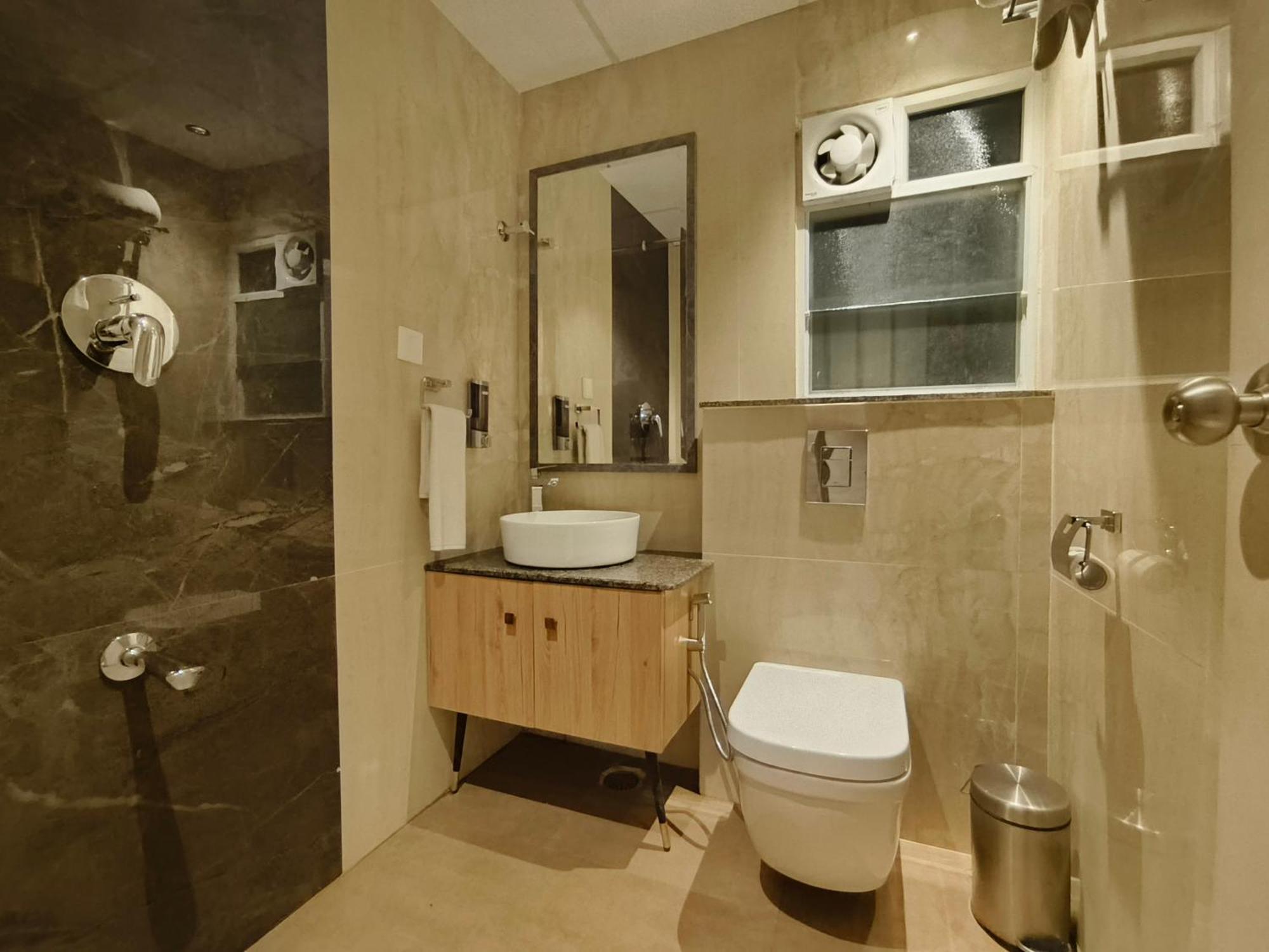 Olive Hotel Le Opera By Embassy Group Bangalore Luaran gambar
