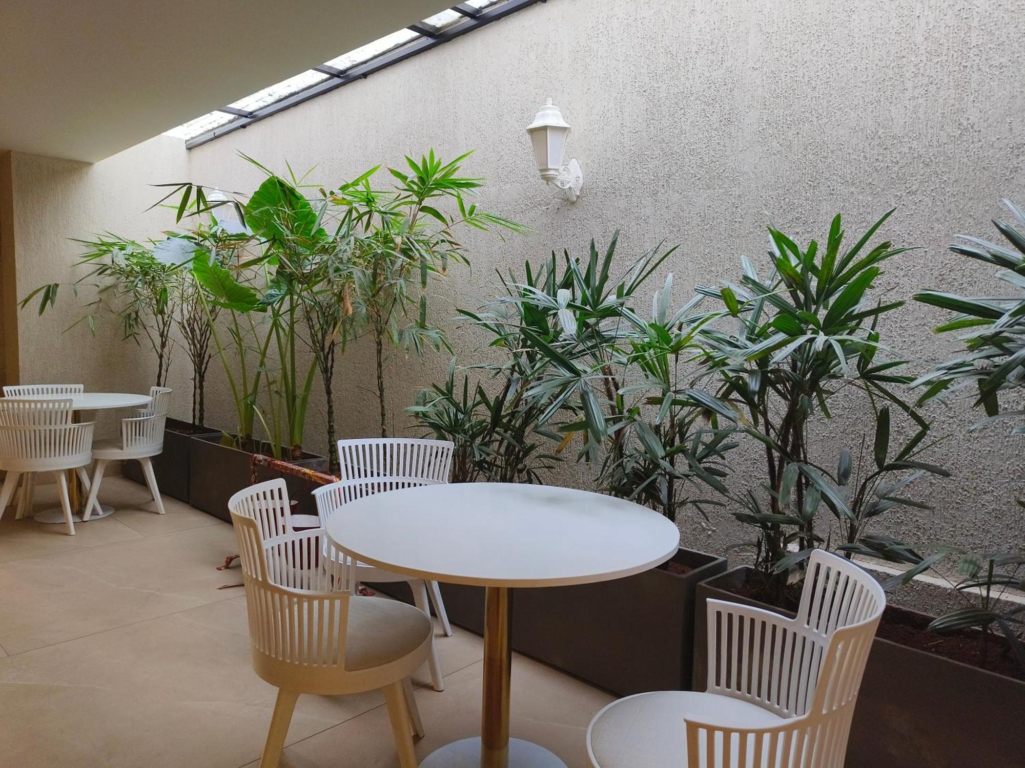 Olive Hotel Le Opera By Embassy Group Bangalore Luaran gambar